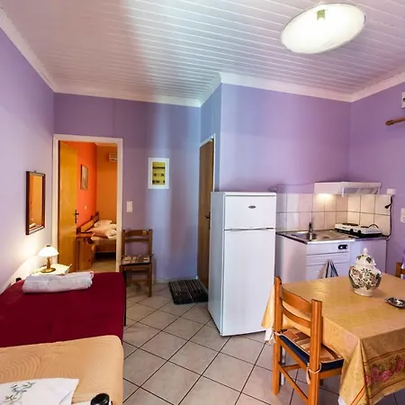 Apartament Efthalia & *