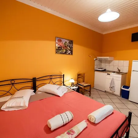 Apartament Efthalia &