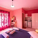 Apartment Efthalia &