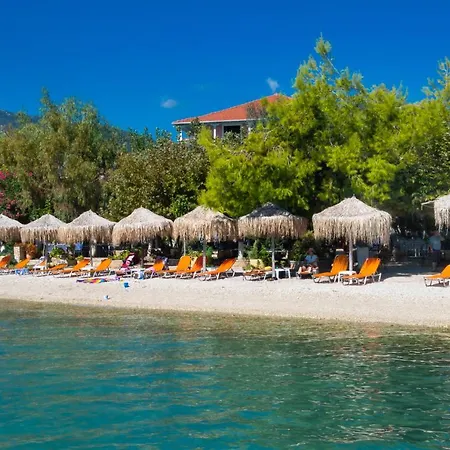 Efthalia & Daire Nydri (Lefkada)