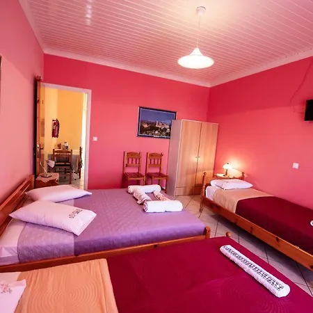 Apartamento Efthalia & *